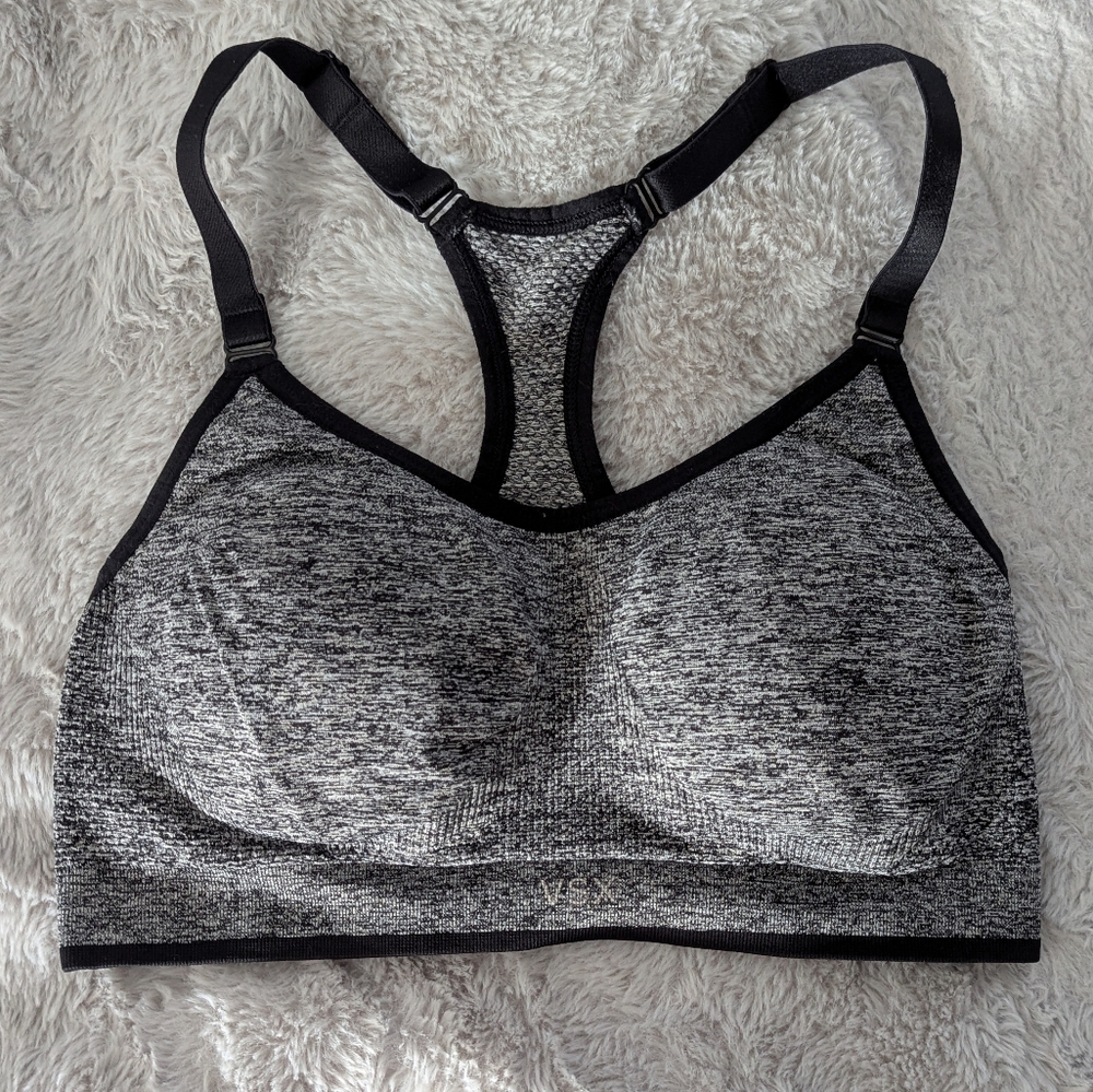 Victoria's Secret VSX Sport Gray Marl Sports Bra Size M